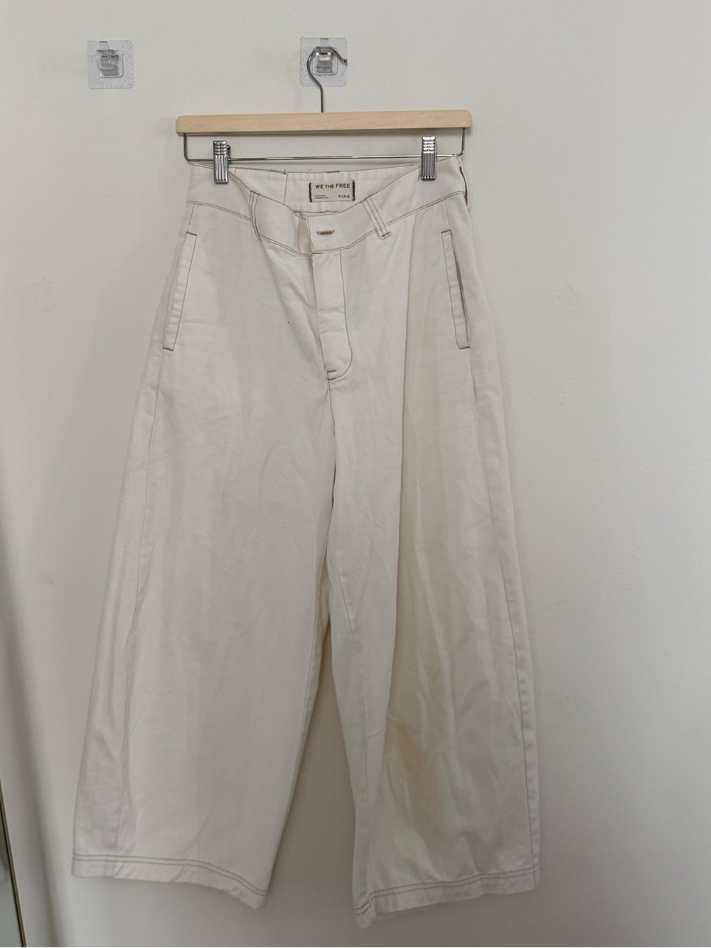 Free People Silverlake Chinos in White, Size 2